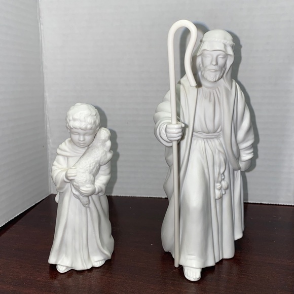 Avon Nativity Collectibles The Shepherd & Shepherd Boy Boxed EUC 1983 BEAUTIFUL! - Picture 2 of 9